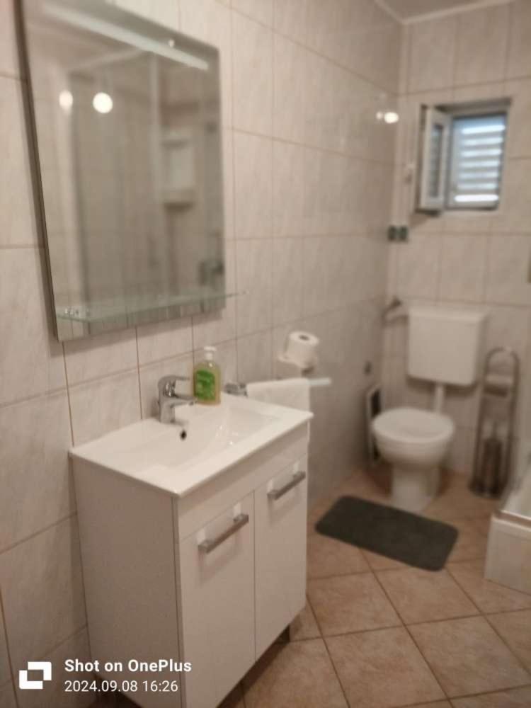 Apartmani Lipa Rtina Εξωτερικό φωτογραφία