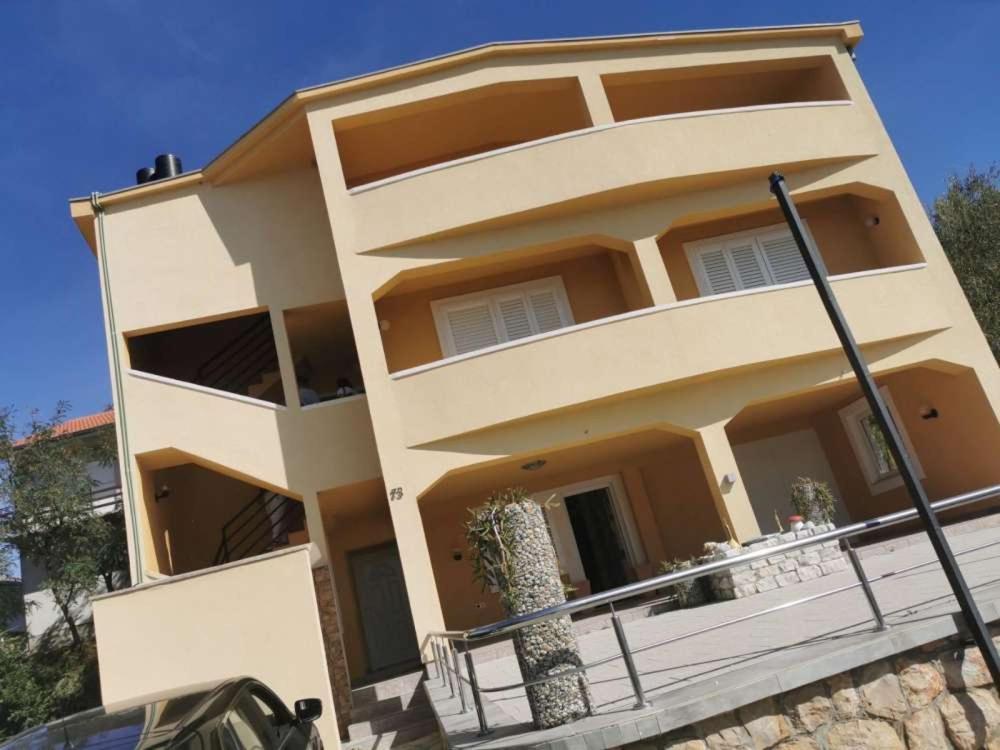 Apartmani Lipa Rtina Εξωτερικό φωτογραφία