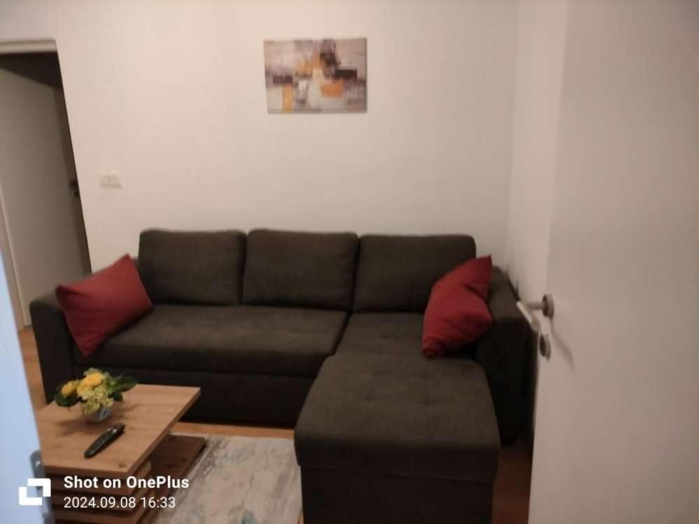 Apartmani Lipa Rtina Εξωτερικό φωτογραφία